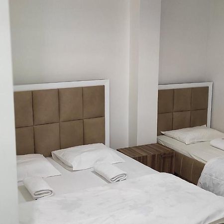 Hotel Heimli Prishtinë Luaran gambar