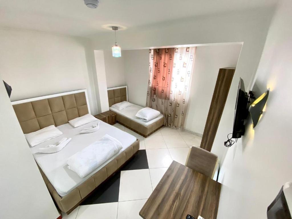 Hotel Heimli Prishtinë Luaran gambar