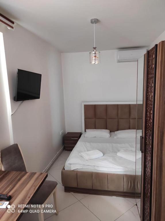 Hotel Heimli Prishtinë Luaran gambar